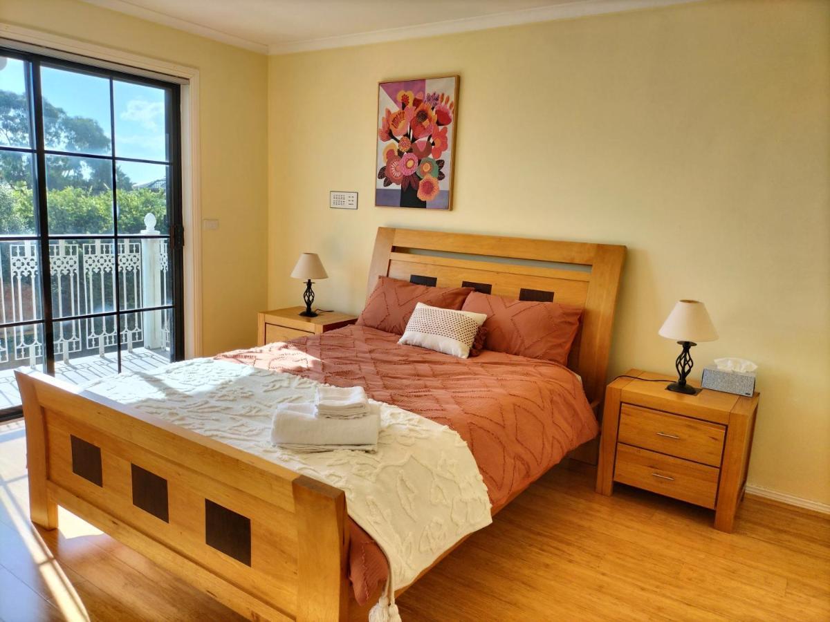 Apartament 12 Mins To Mel Airport-Good Wood House St Albans Zewnętrze zdjęcie